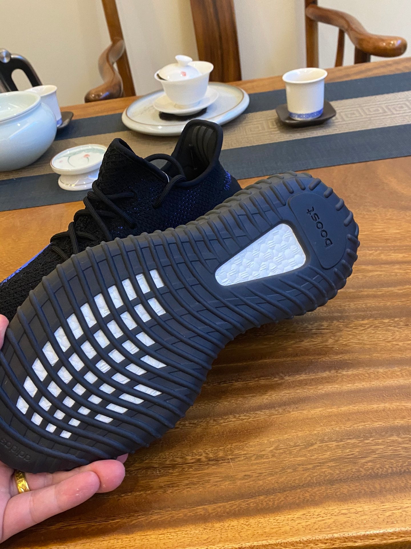 Adidas Dazzle Wave 350