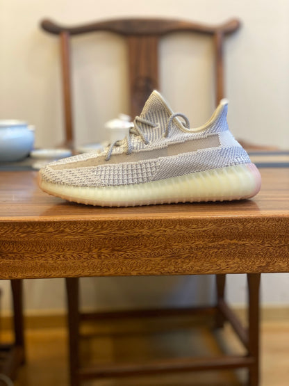 Adidas Yeezy 350 V2 Lundmark