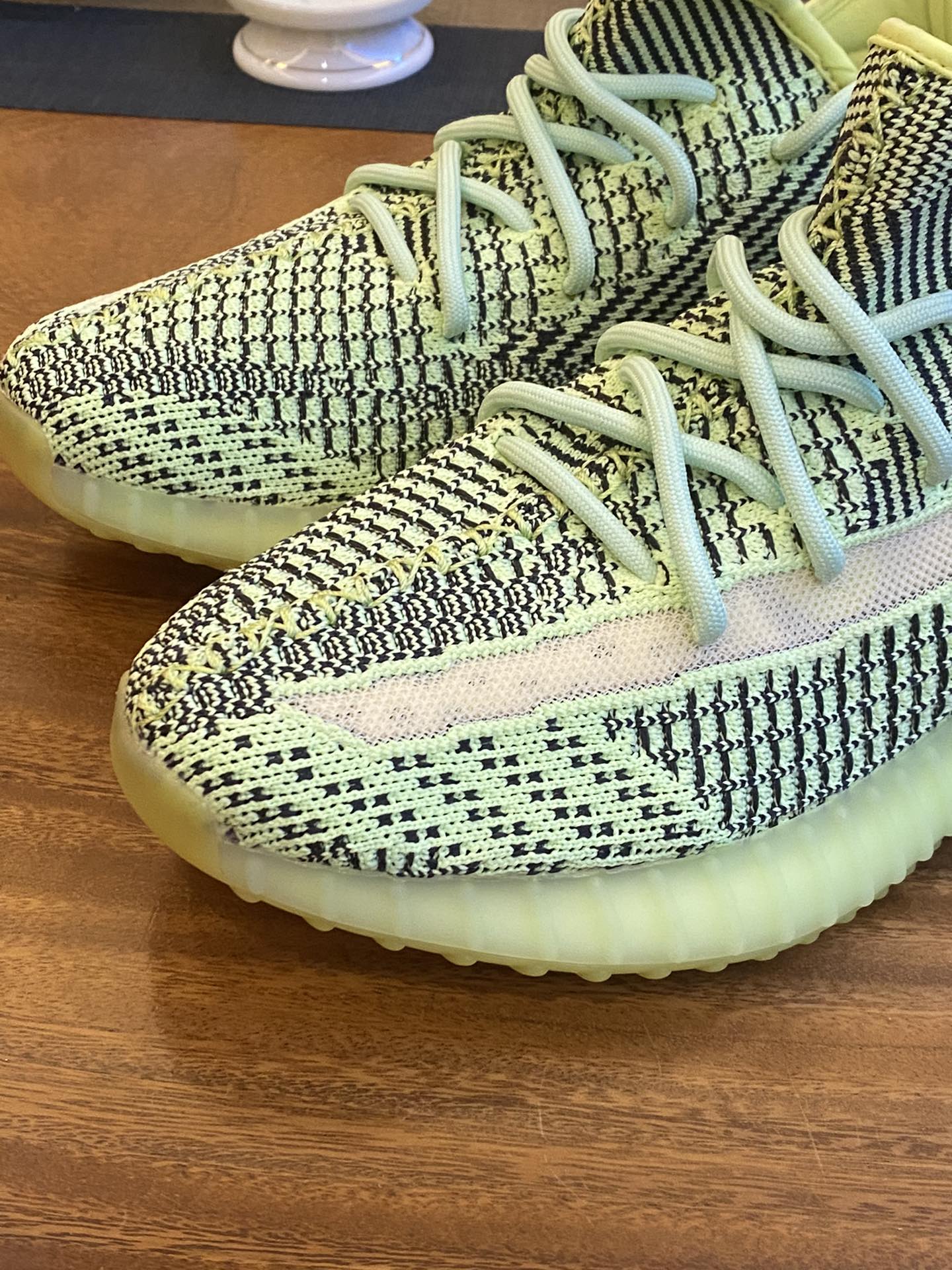 Adidas Yeezy 350 V2 Yeezreel