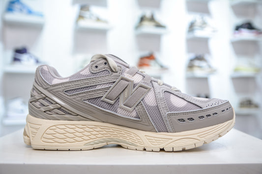 New Balance 1906R