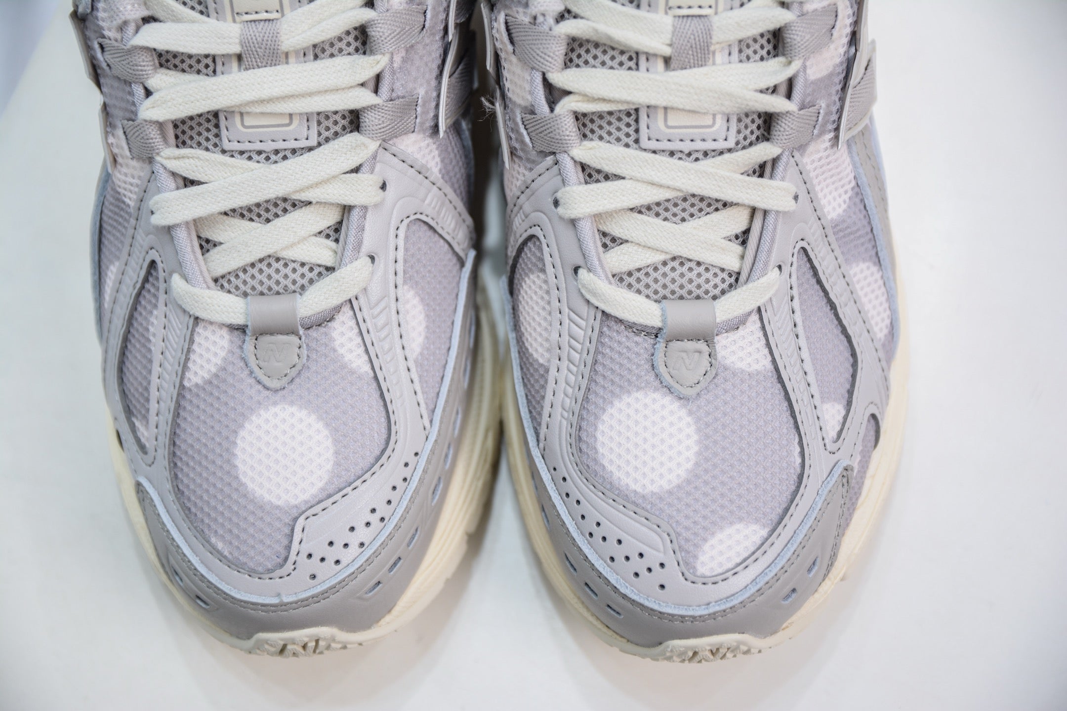 New Balance 1906R