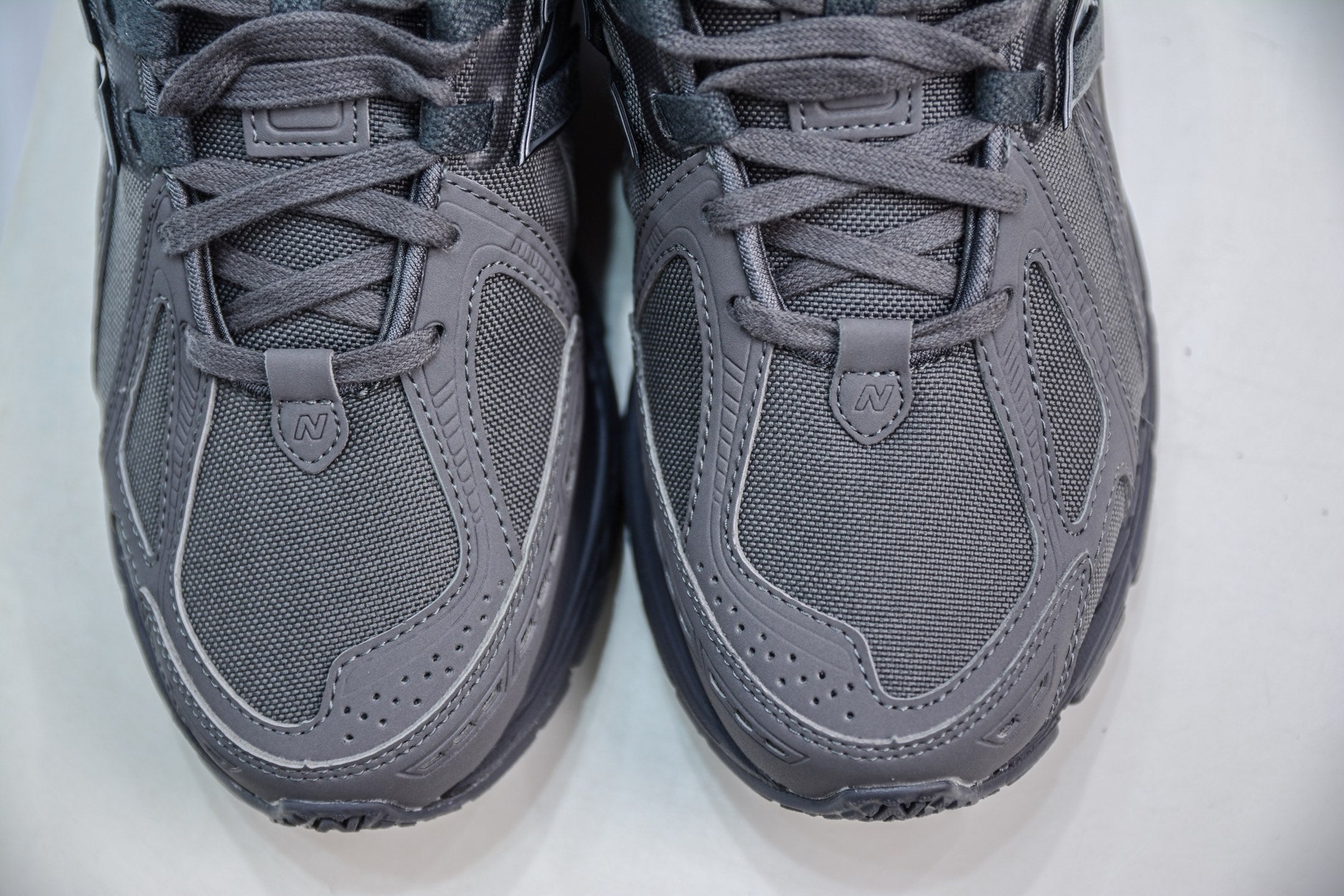 New Balance 1906R