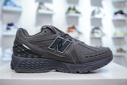 New Balance 1906R