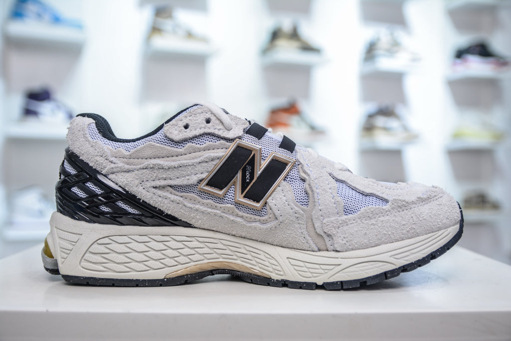 New Balance 1906R