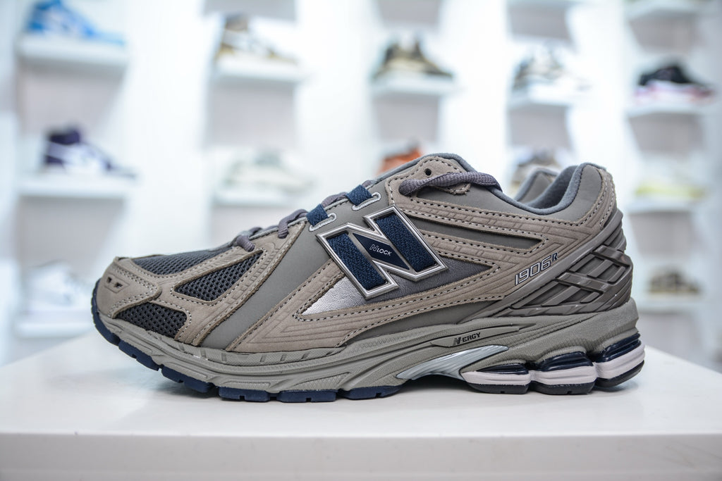 New Balance 1906R