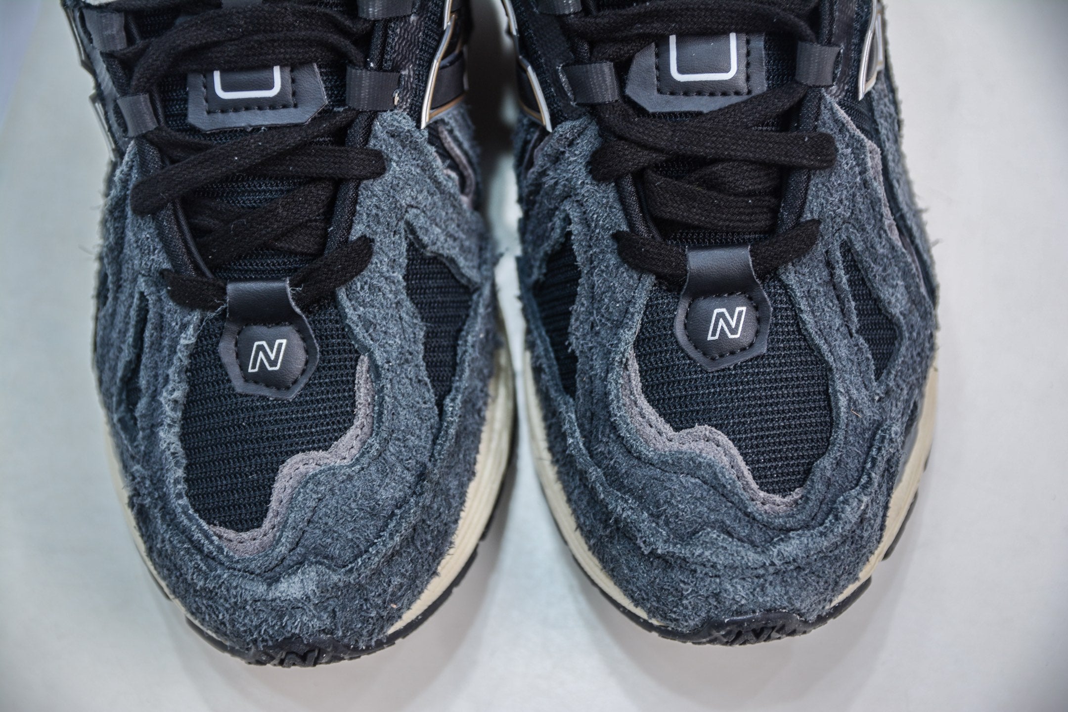 New Balance 1906R