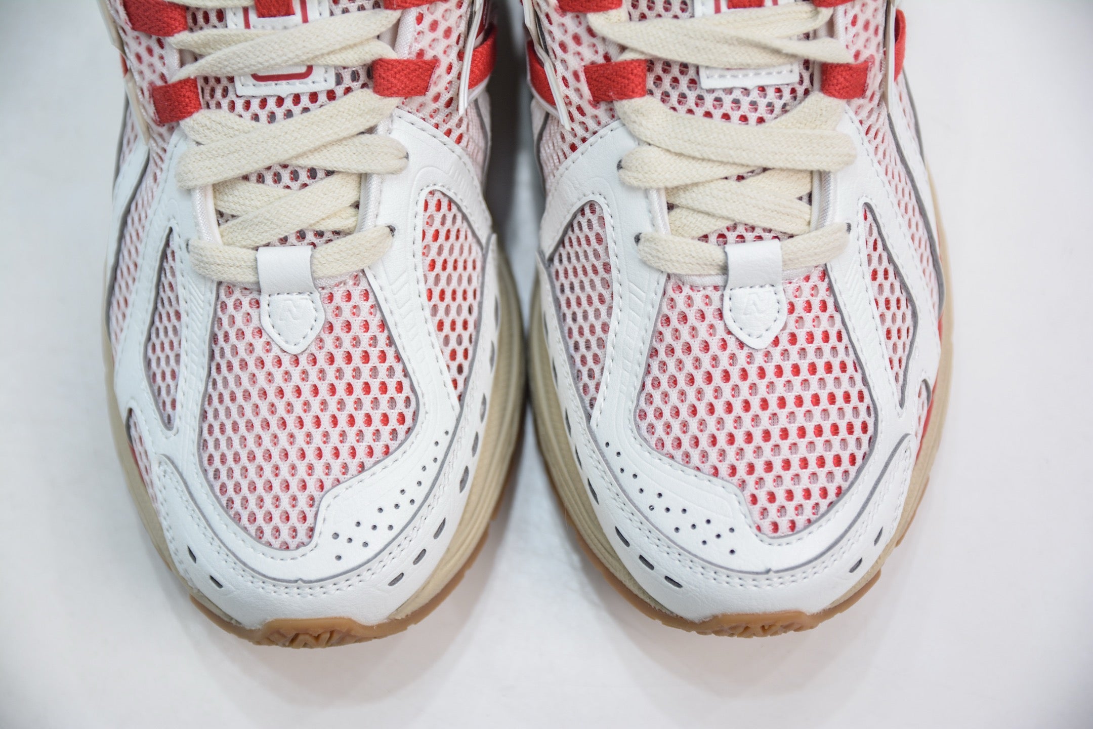 New Balance 1906R