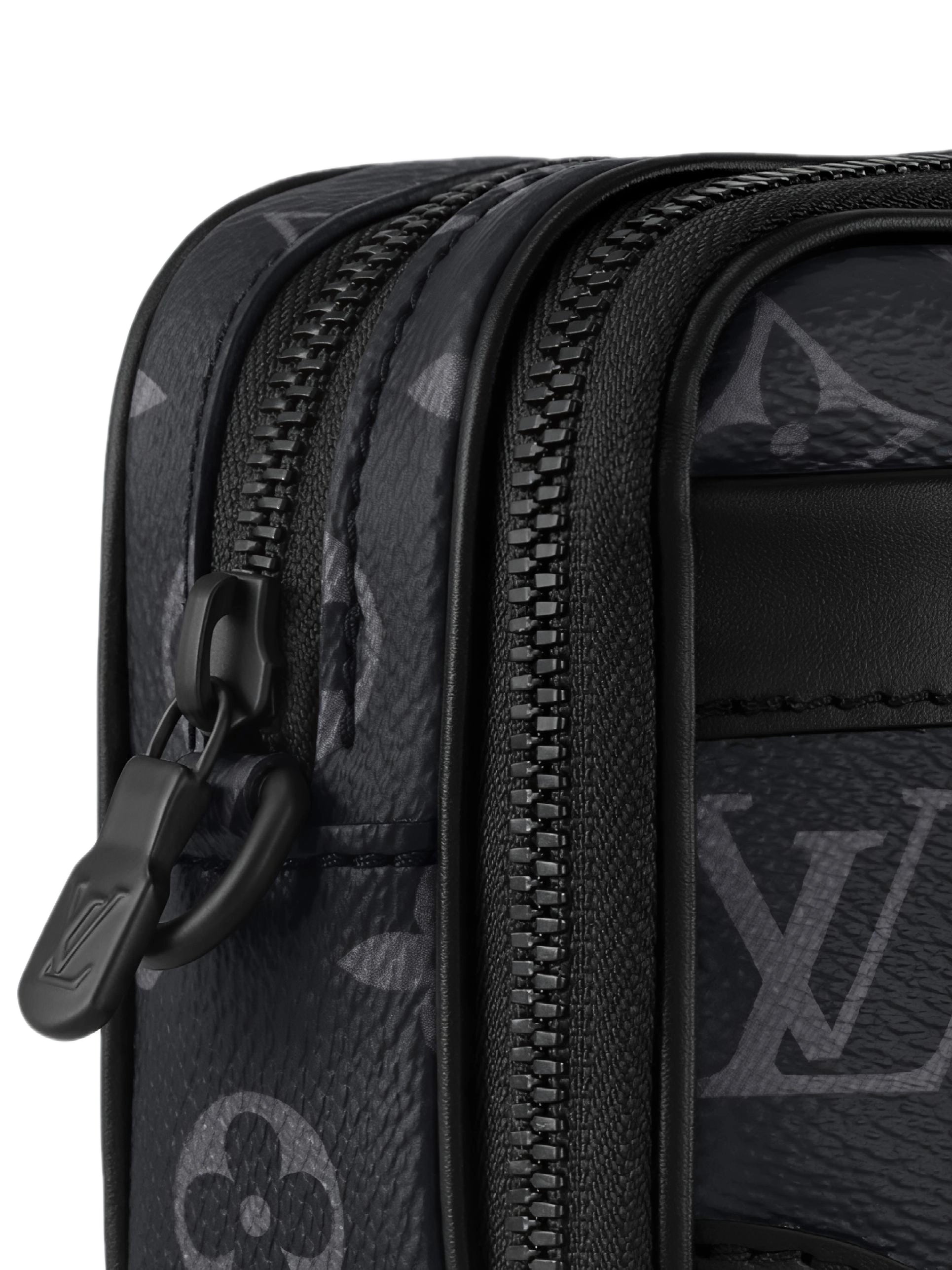 Louis Vuitton Alpha Wearable Wallet 3 Colori
