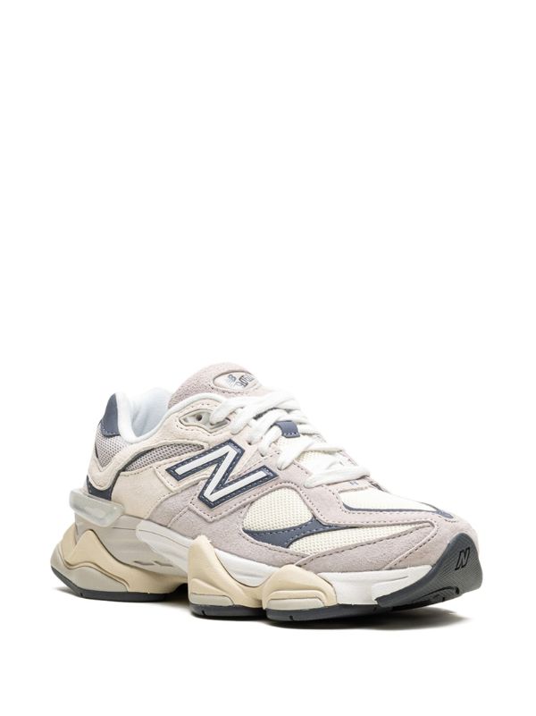 New Balance 9060 Grigio Chiaro