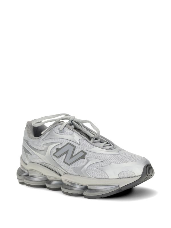 New Balance 2000 Argento