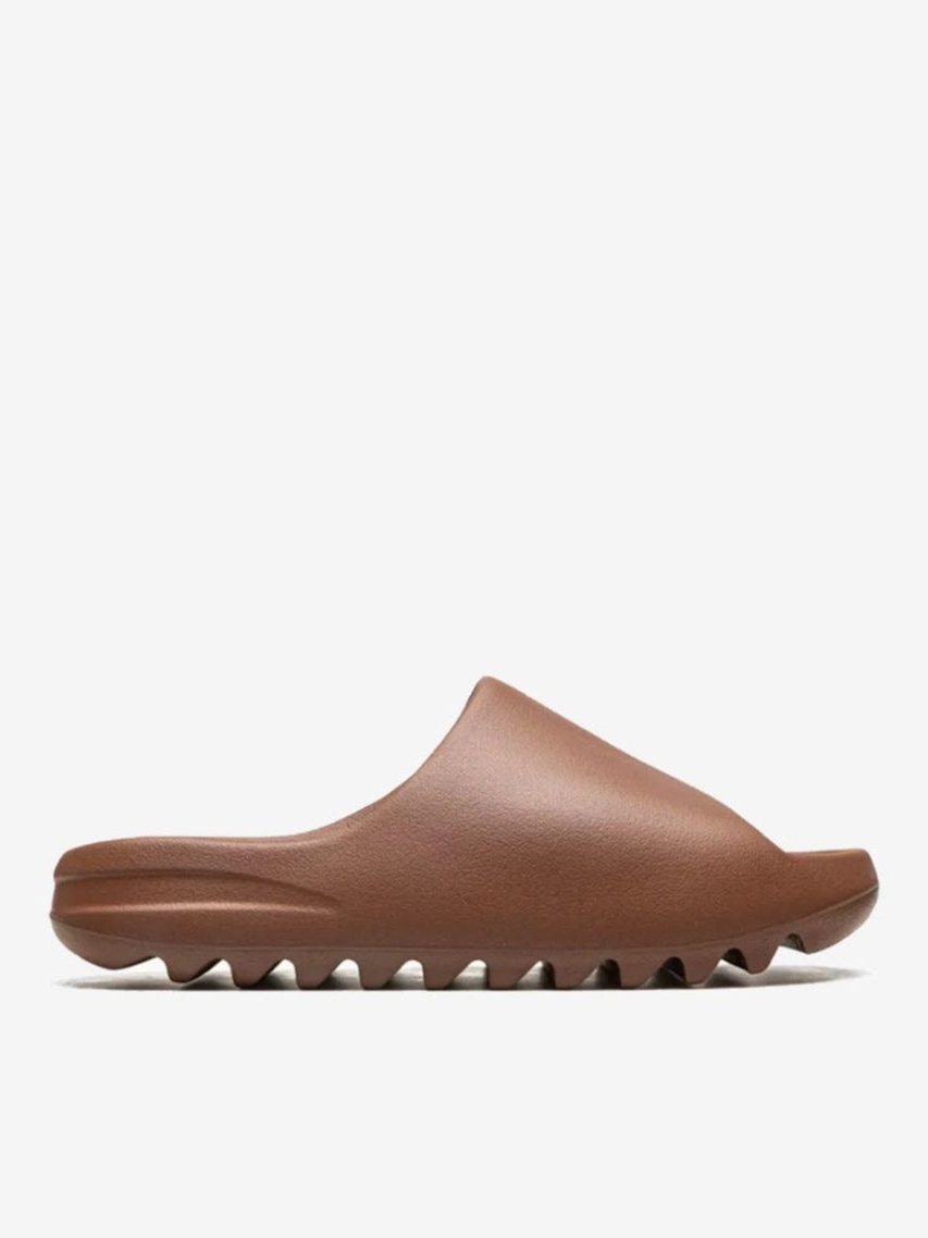 Adidas Yeezy Ciabatte  Marrone Sicuro
