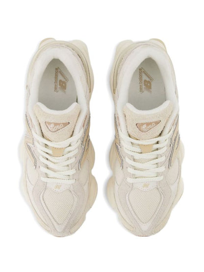 New Balance 9060 Beige chiaro