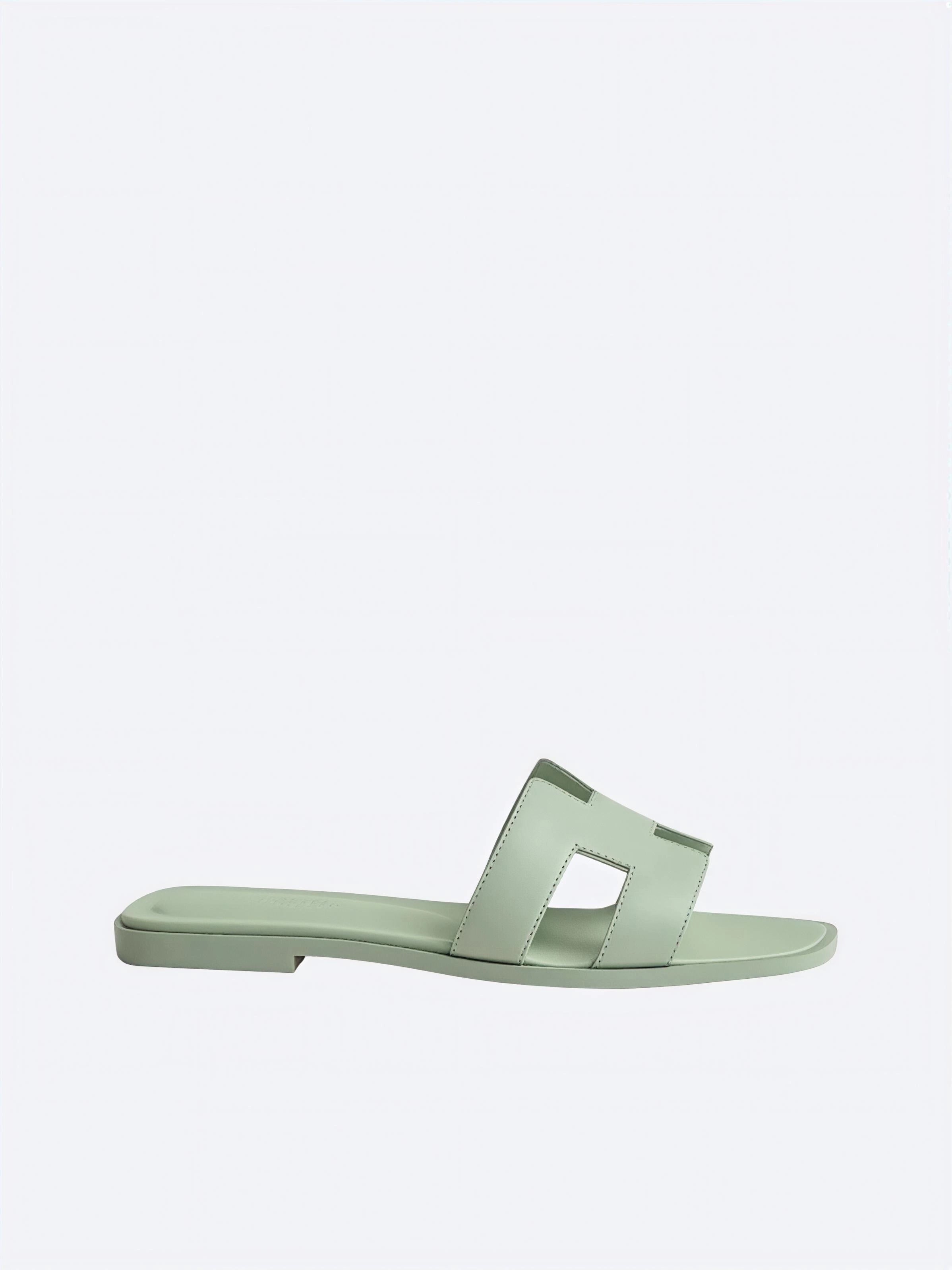 Hermès Oran Sandals Verde Chiaro