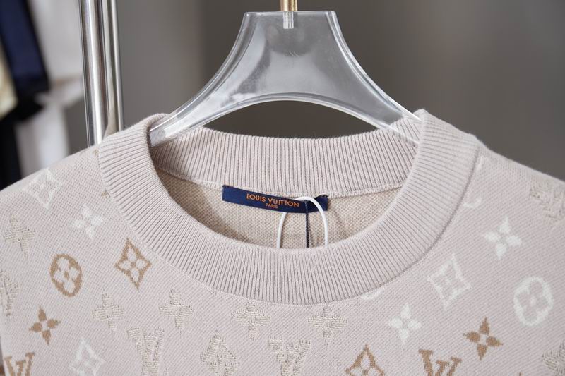 Lv T shirt Louis Vuttion Monogram Beige Sfumata