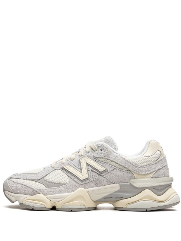 New Balance 9060 Grigio Chiaro